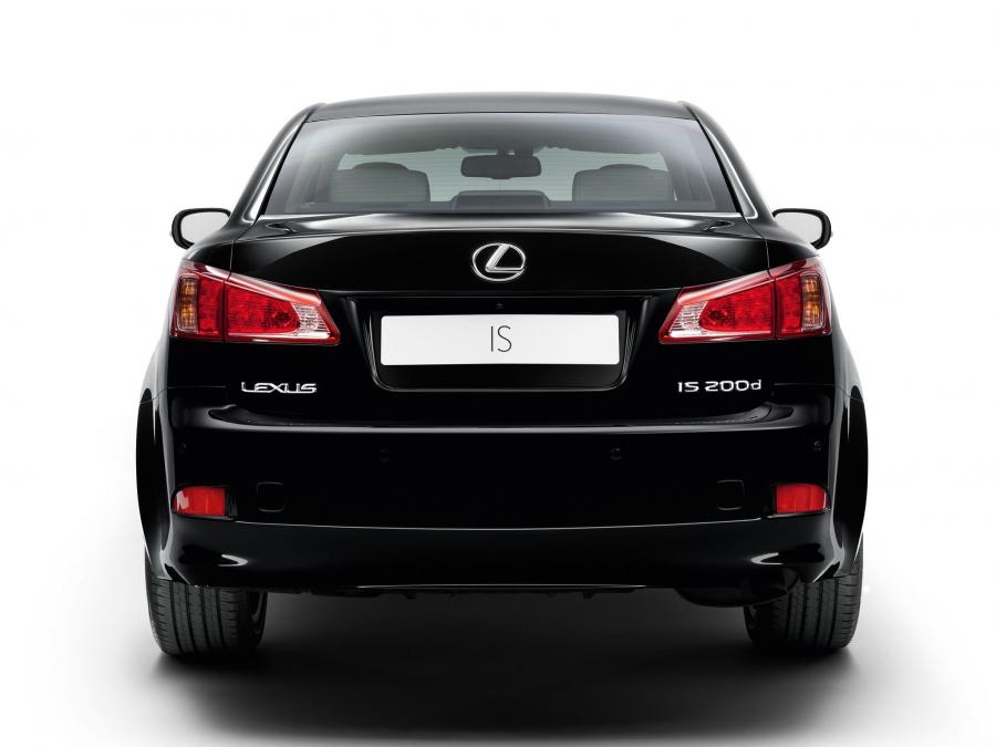  Lexus IS200d 2010 года  (фото 2 из 19)